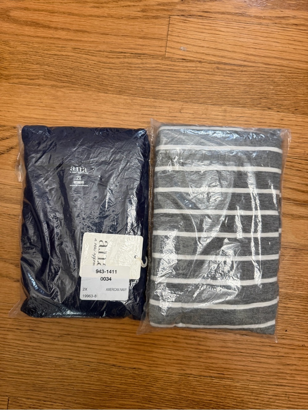 a.n.a. Boyfriend Tee lot of 2 Size 2X NWT/NIP Gray Stripe + Navy